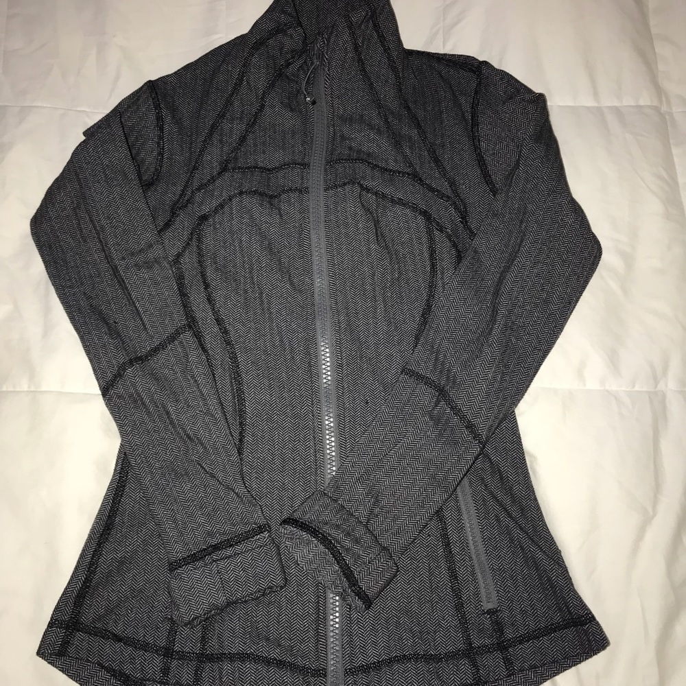 Lululemon zip up running jacket